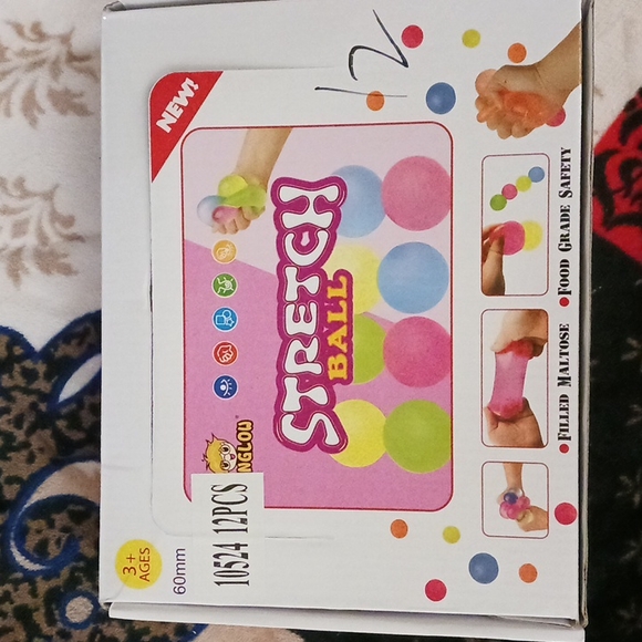 12 Stretch Stress Reliever Balls Multicolor - Picture 4 of 4